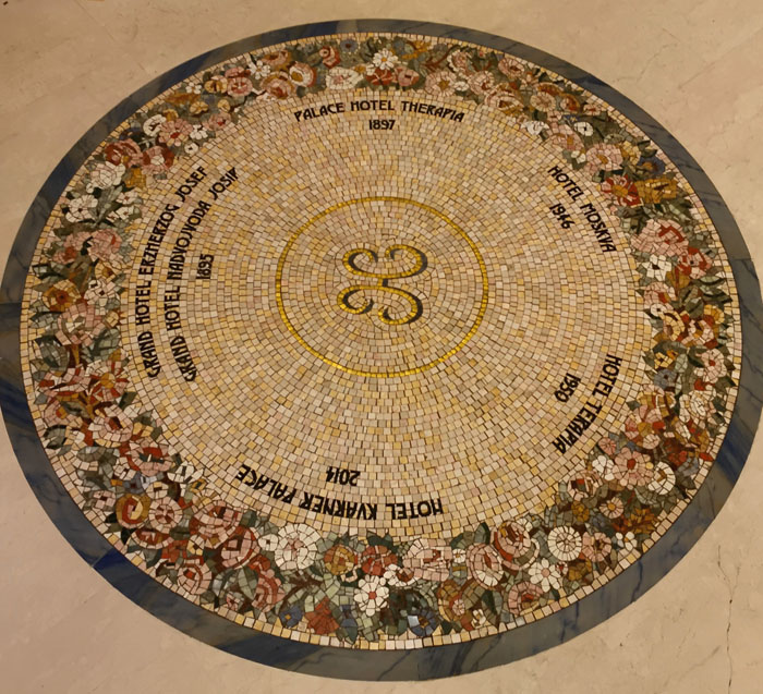 kvarnerpalace-historie-im-mosaikboden