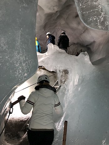 Hintertux Einmalige Eisformationen im Natur Eis Palast